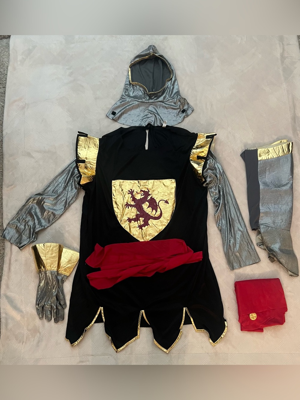 Men’s knight costume